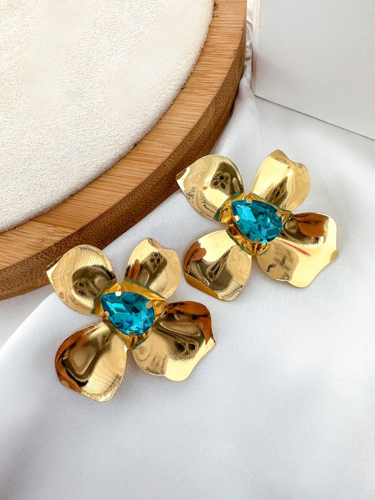 brinco folheado a ouro 18k e prata flor com zircônia central