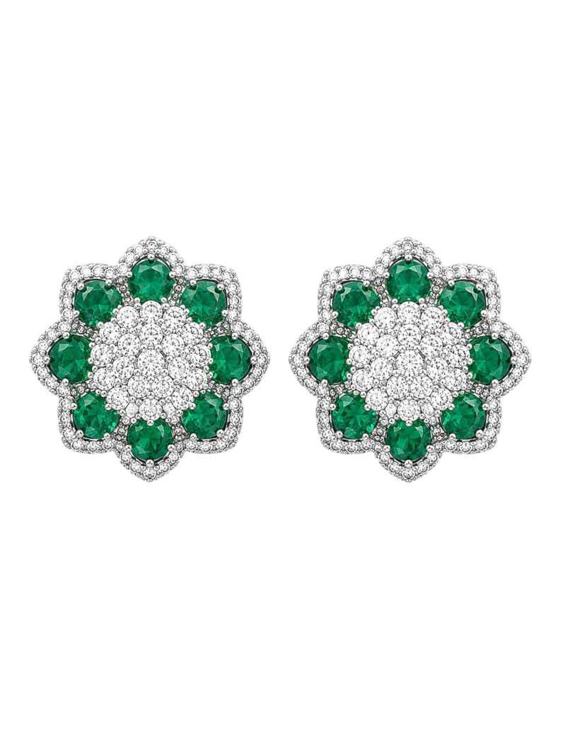 Brinco Folheado a Ouro 18k e Prata Flor de Cristais