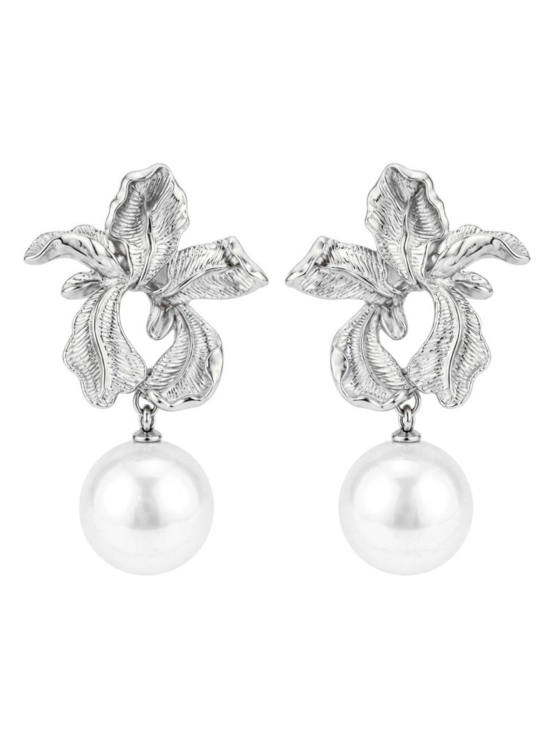 Brinco Folheado a Ouro 18k e Prata Flor Organica com Perola