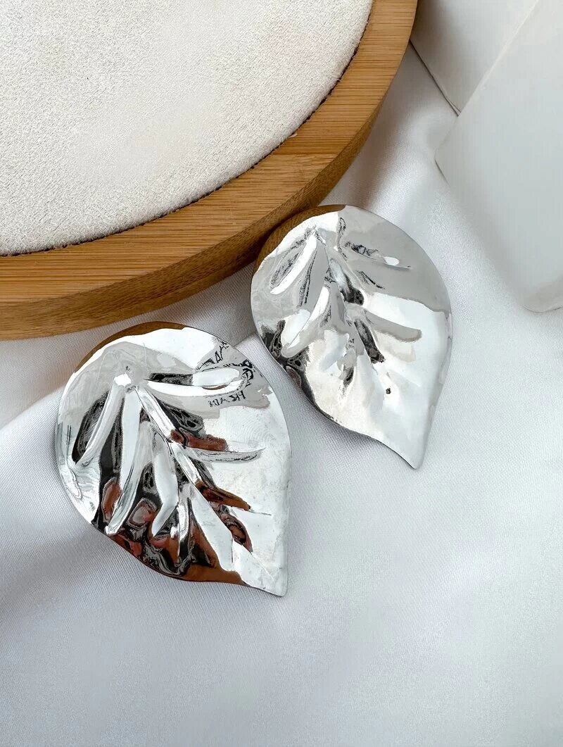 Brinco Folheado a Ouro 18k e Prata Folha Lisa Texturizada