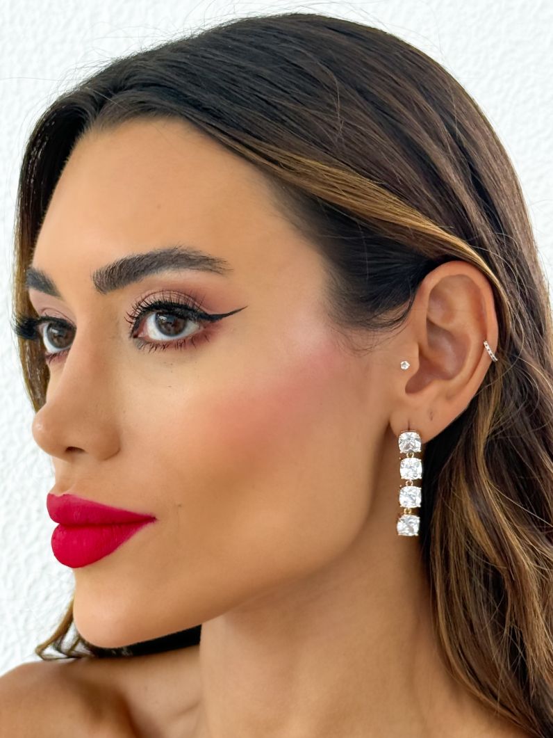 Brinco Folheado a Ouro 18k e Prata Forma de Cristal Colorida