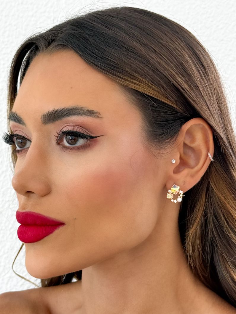 Brinco Folheado a Ouro 18k e Prata Fundo do Mar Com Cristal