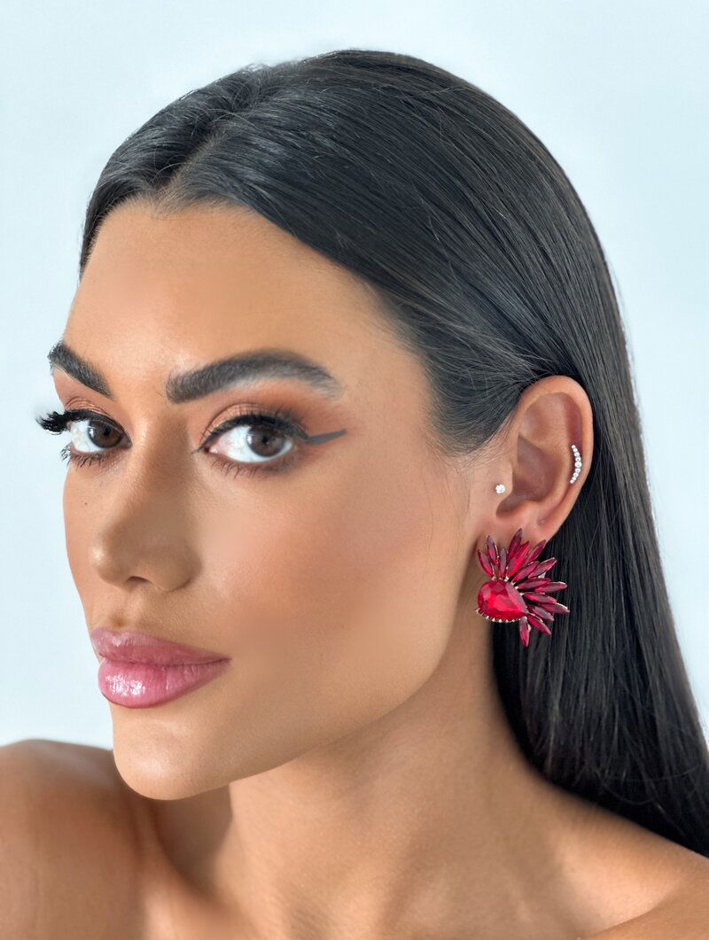 Brinco Folheado a Ouro 18k e Prata Gota com Pedraria
