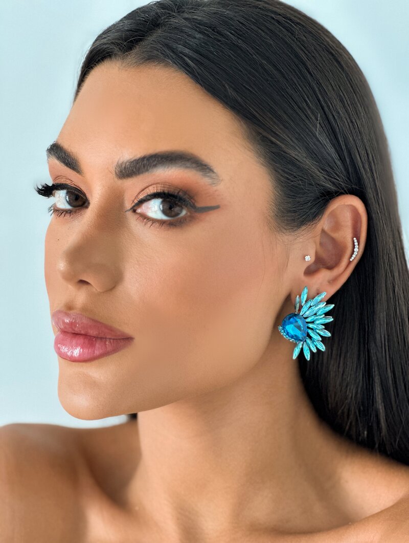 Brinco Folheado a Ouro 18k e Prata Gota com Pedraria