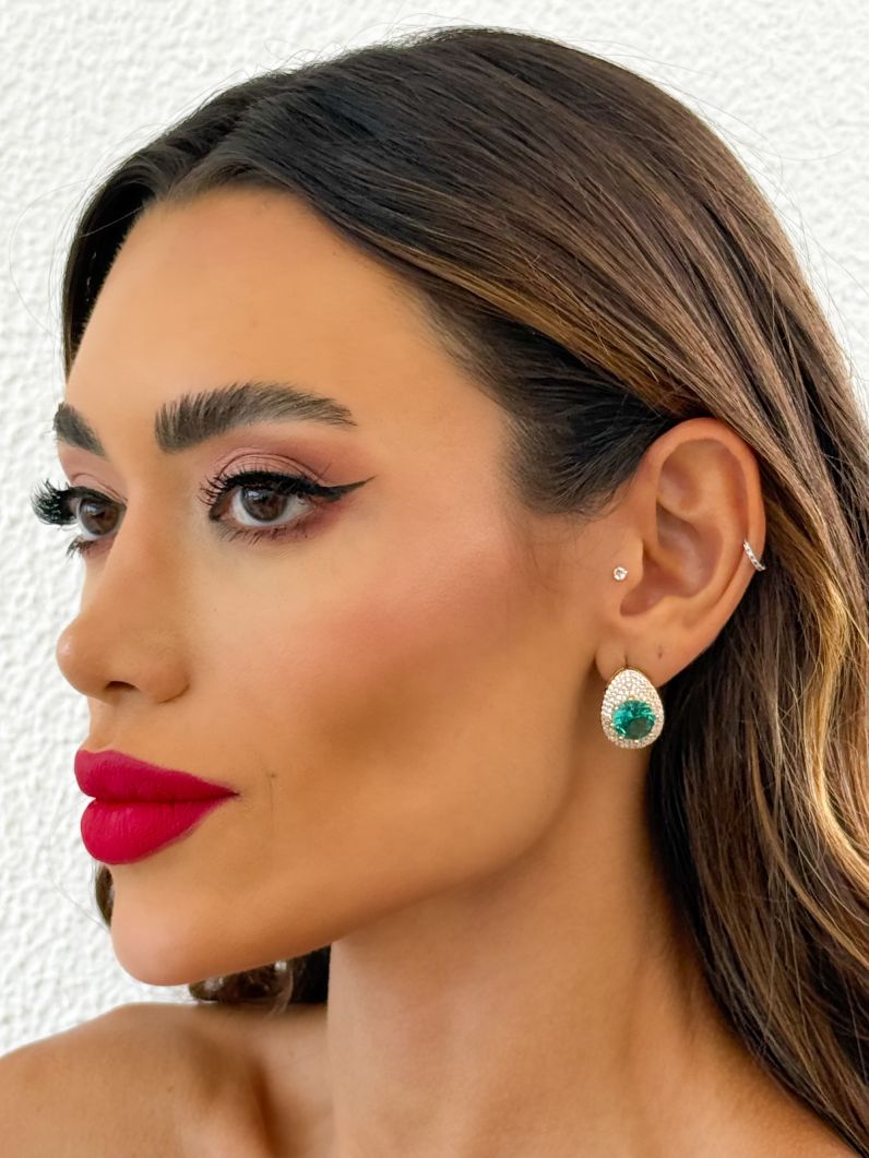 Brinco Folheado a Ouro 18k e Prata Gota Cravejada Com Cristal