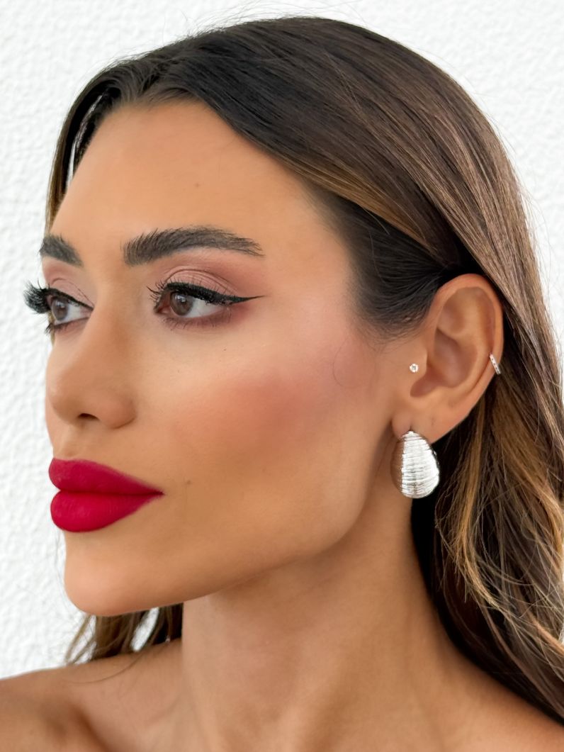 Brinco Folheado a Ouro 18k e Prata Gota de Fios