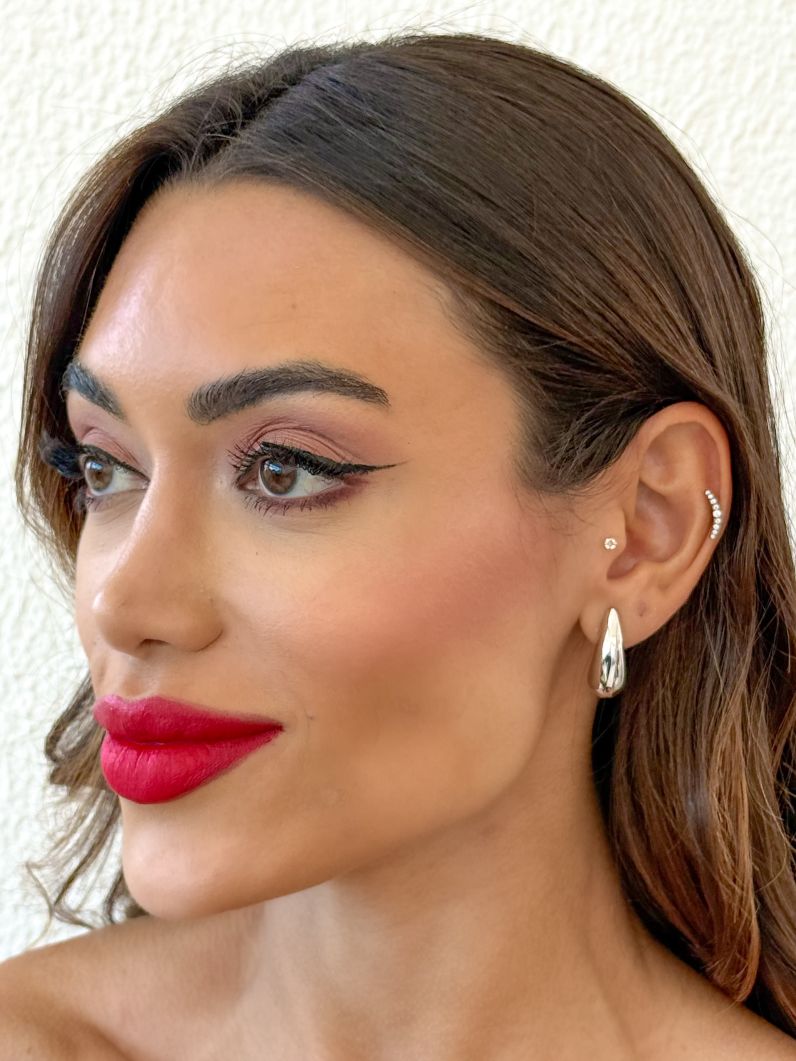 Brinco Folheado a Ouro 18k e Prata Gota Lisa