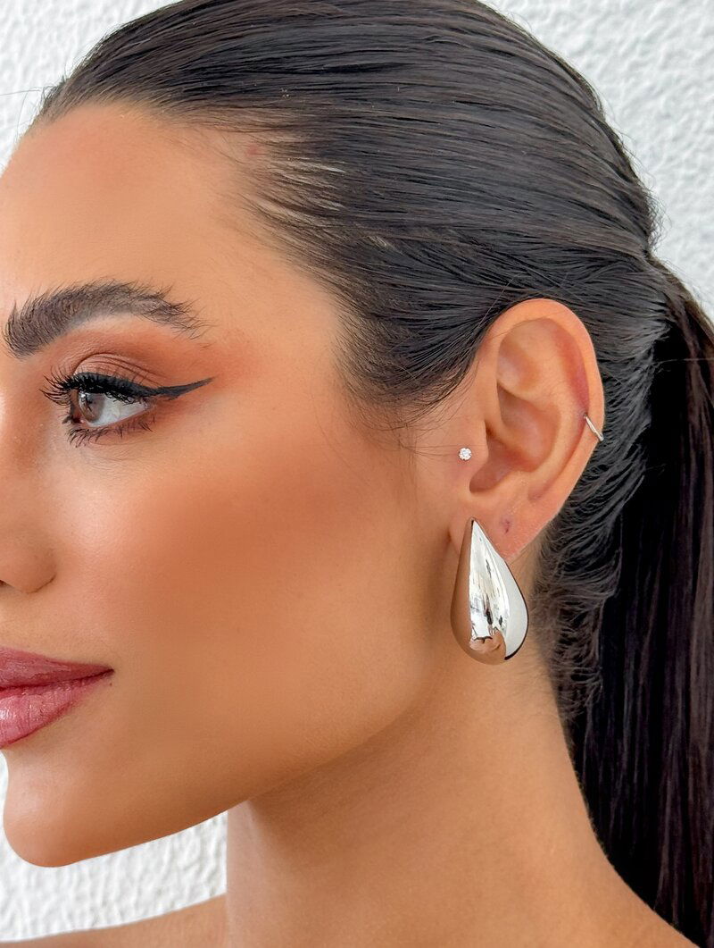 Brinco Folheado a Ouro 18k e Prata Gota Lisa G