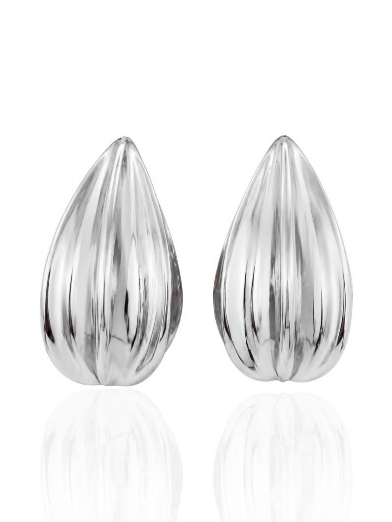 Brinco Folheado a Ouro 18k e Prata Gota Moderna