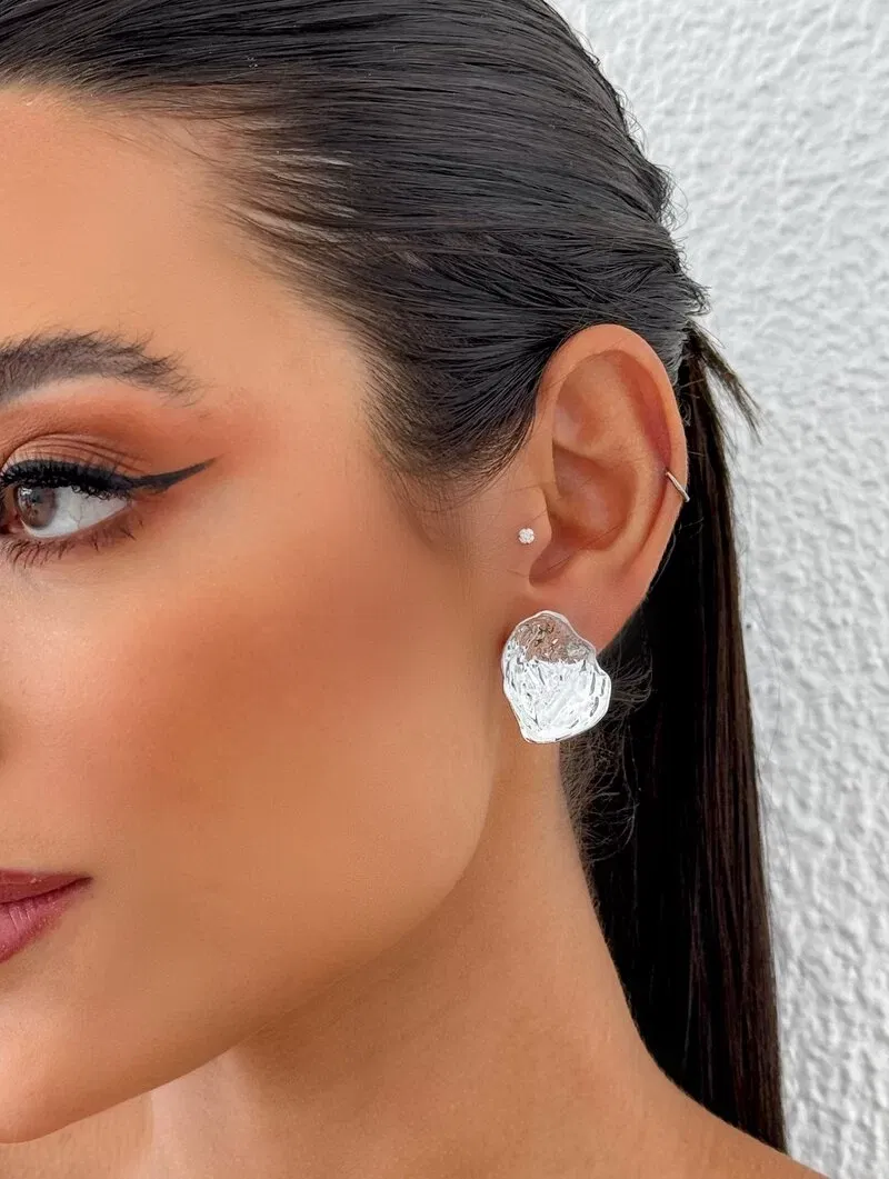 Brinco Folheado a Ouro 18k e Prata Gota Orgânica
