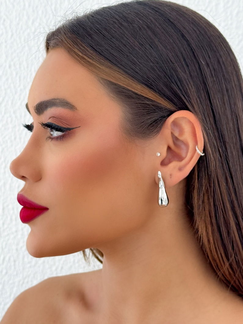 Brinco Folheado a Ouro 18K e Prata Gota Orgânica