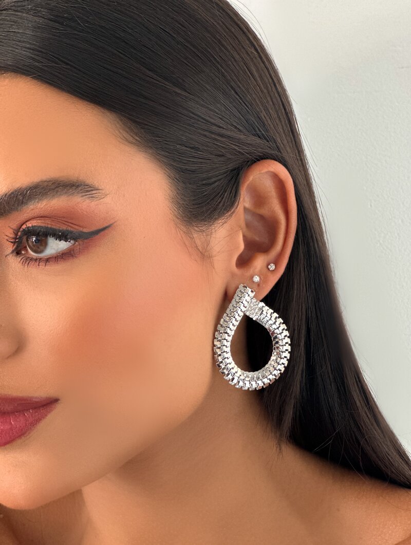 Brinco Folheado a Ouro 18k e Prata Gota Manta