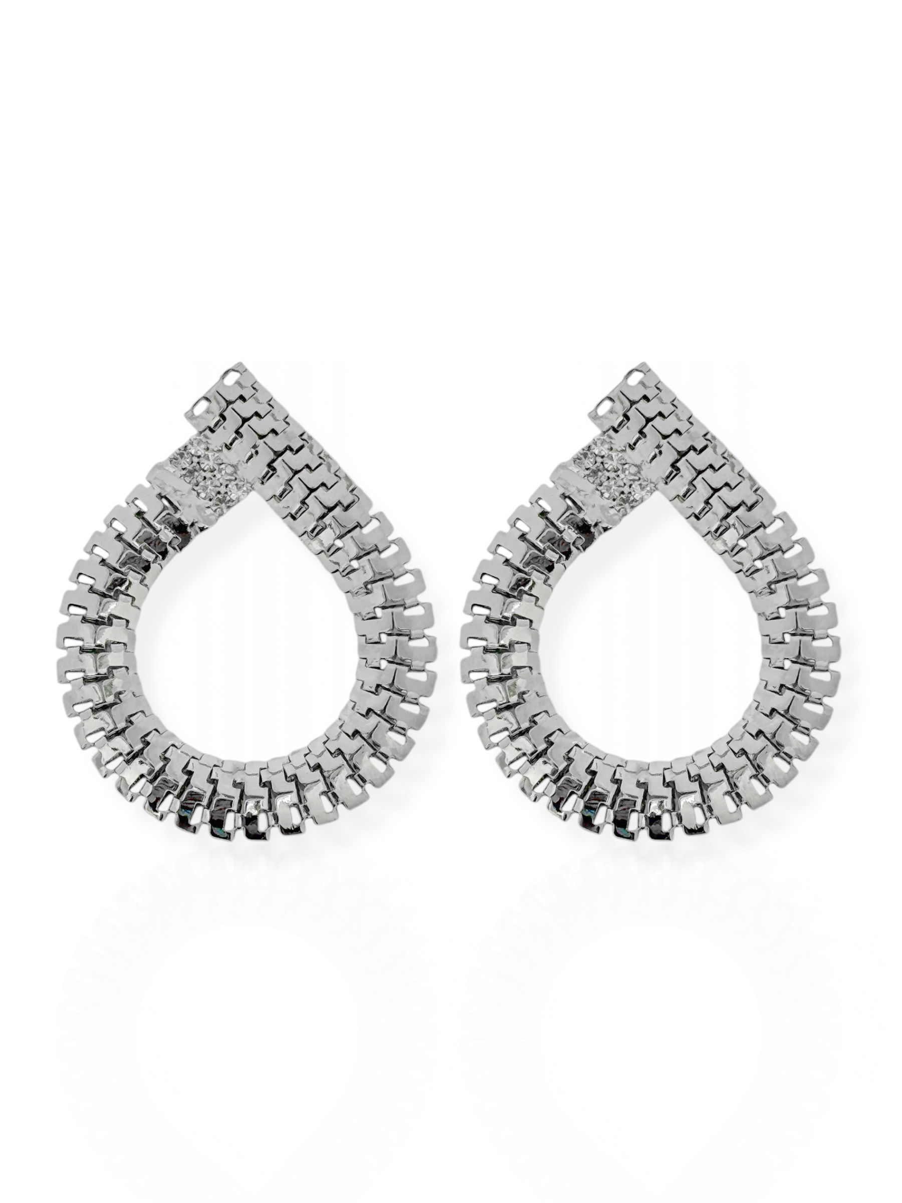 Brinco Folheado a Ouro 18k e Prata Gota Manta