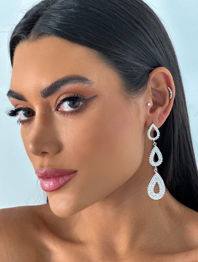 Brinco Folheado a Ouro 18k e Prata Gotas Cravejadas com Micro Zircônias