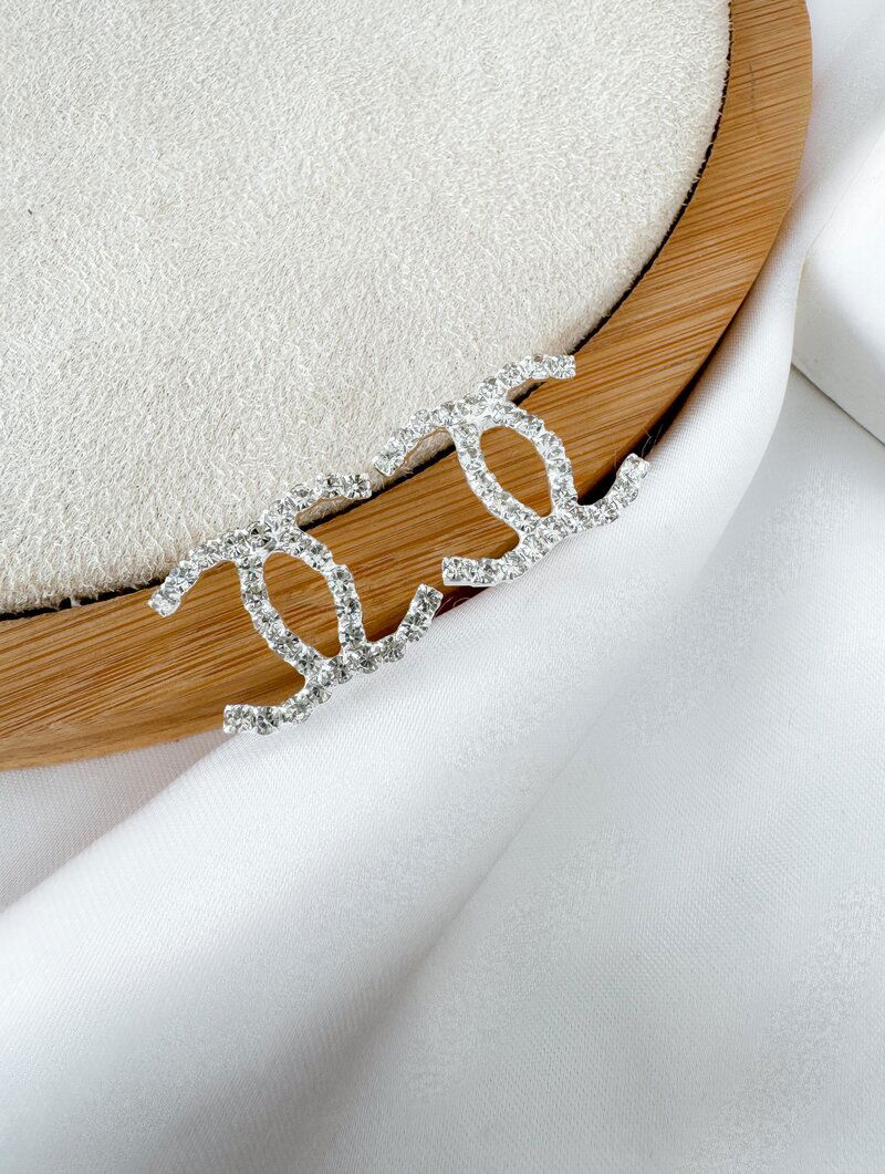 Brinco Folheado a Ouro 18k e Prata Inspiração Joalheria Cravejado