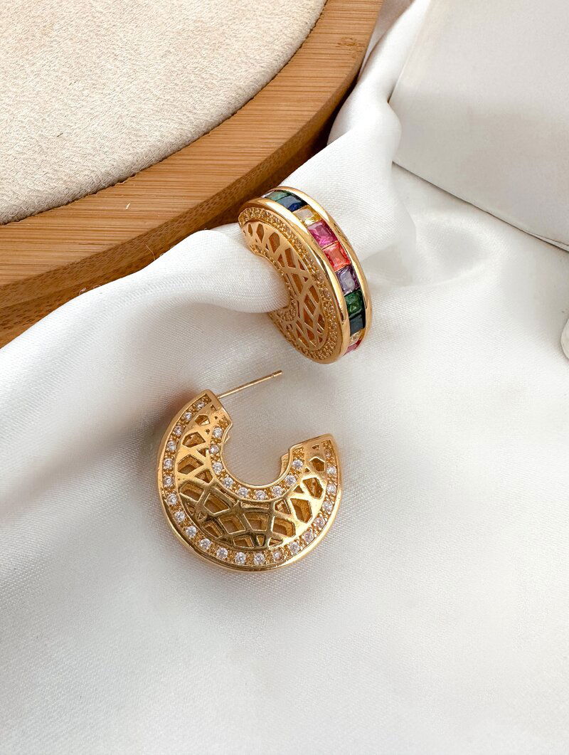Brinco Folheado a Ouro 18k e Prata Jordana