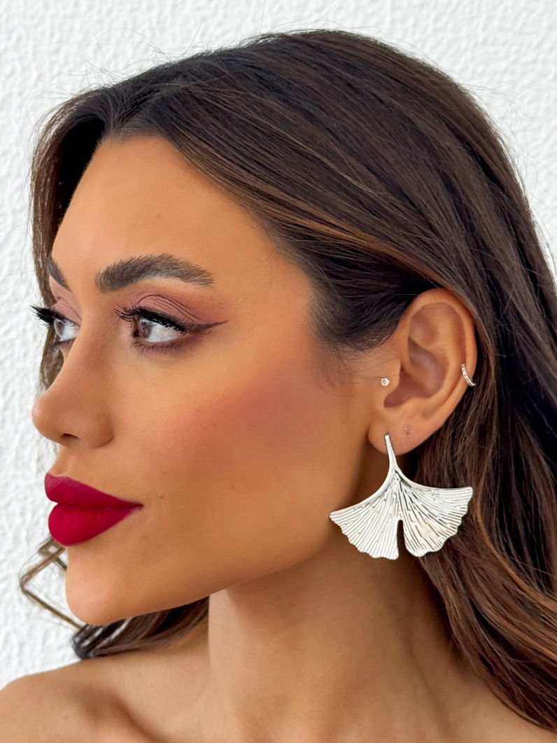 Brinco Folheado a Ouro 18k e Prata Leque Texturizado