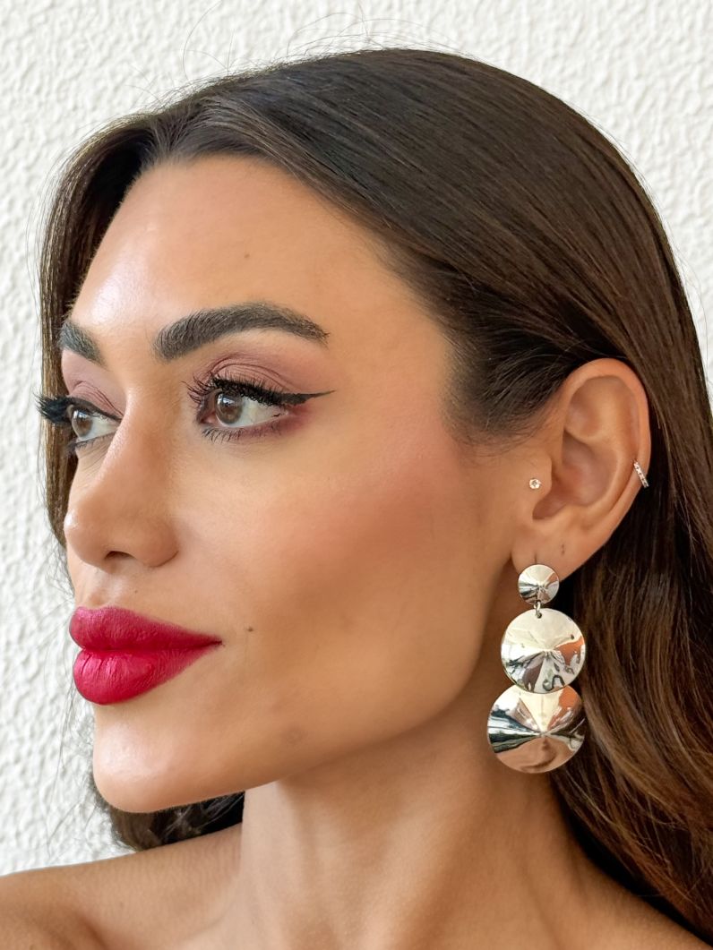 Brinco Folheado a Ouro 18k e Prata Longo Com Circulos Lisos