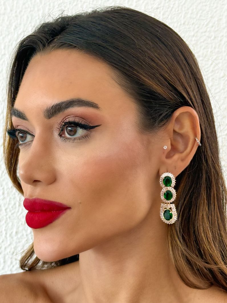 Brinco Folheado a Ouro 18k e Prata Longo Cristal Colorido Com Navetes