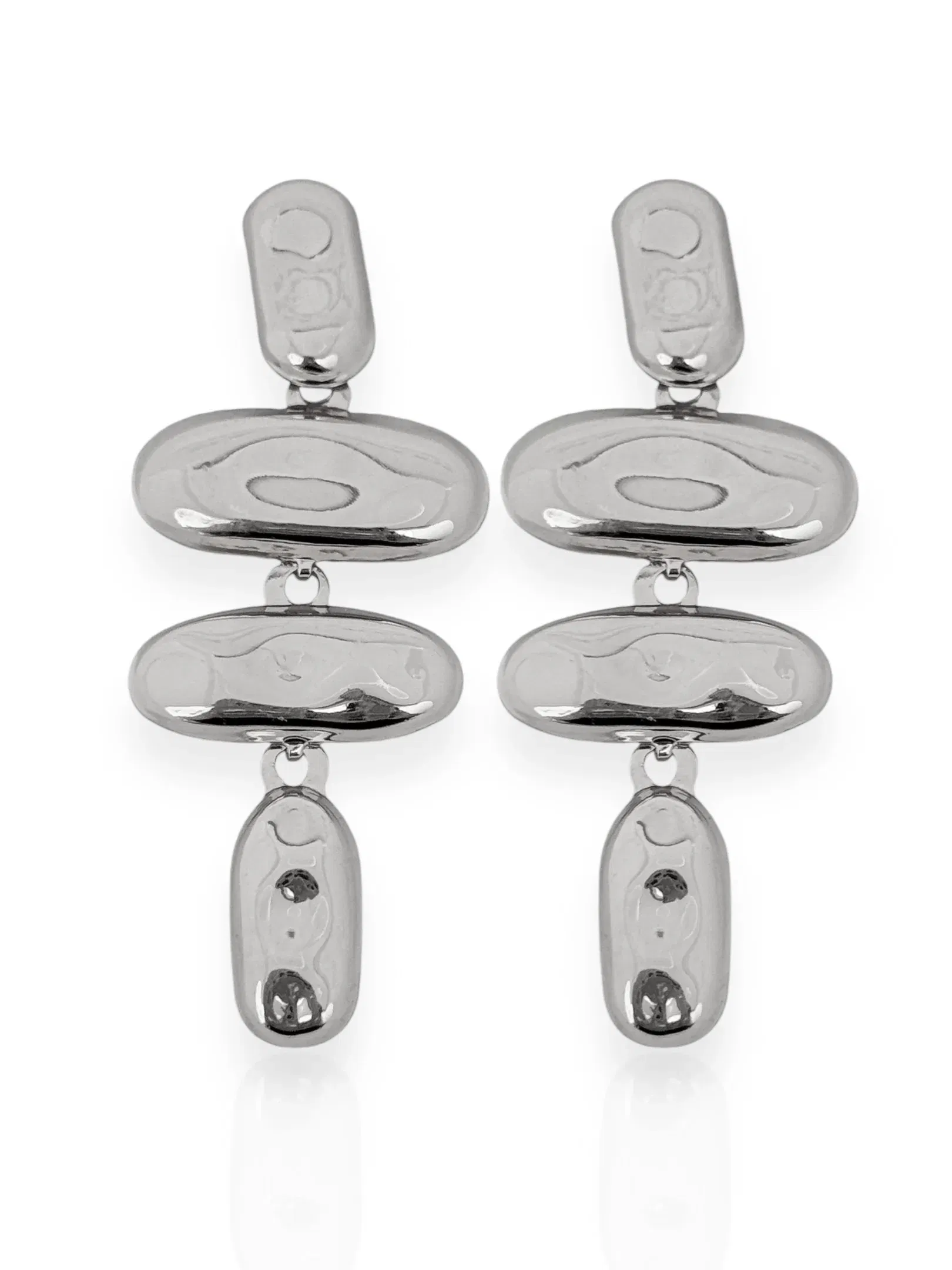 Brinco Folheado a Ouro 18k e Prata Longo Martelado