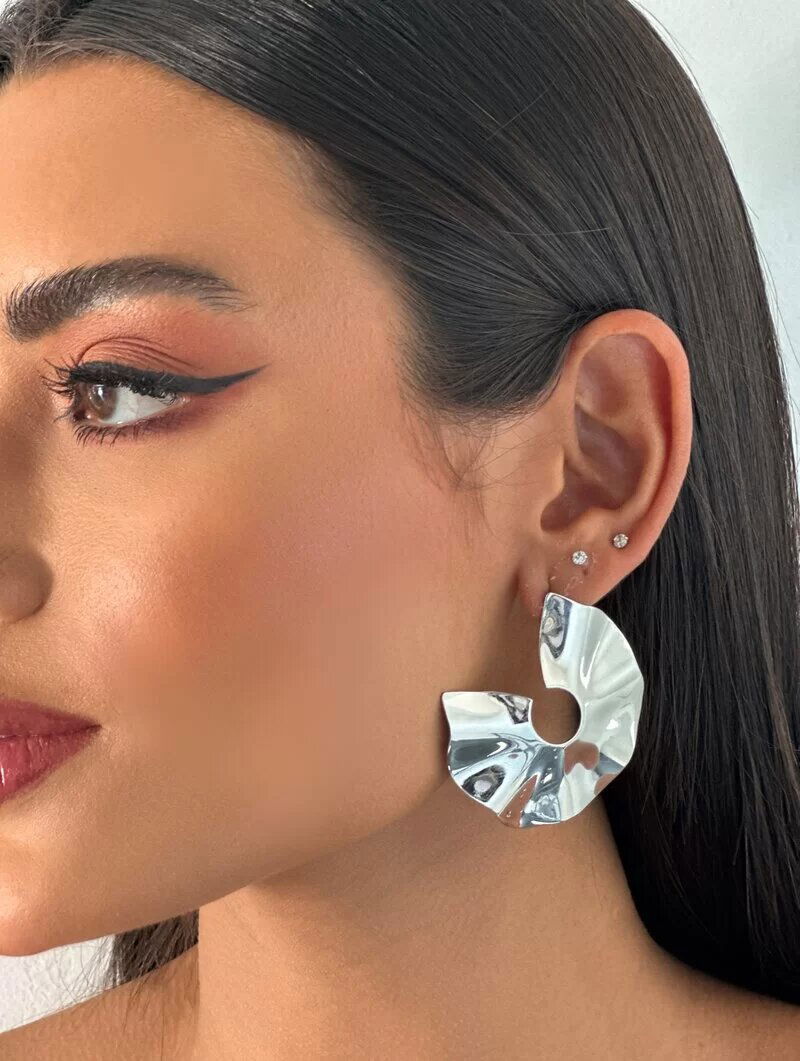 Brinco Folheado a Ouro 18k e Prata Maxi Argola Lisa Ondulada