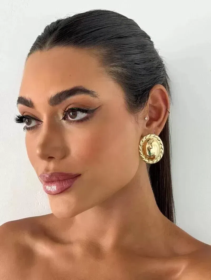 Brinco Folheado a Ouro 18k e Prata Maxi Botton com Borda Trançada