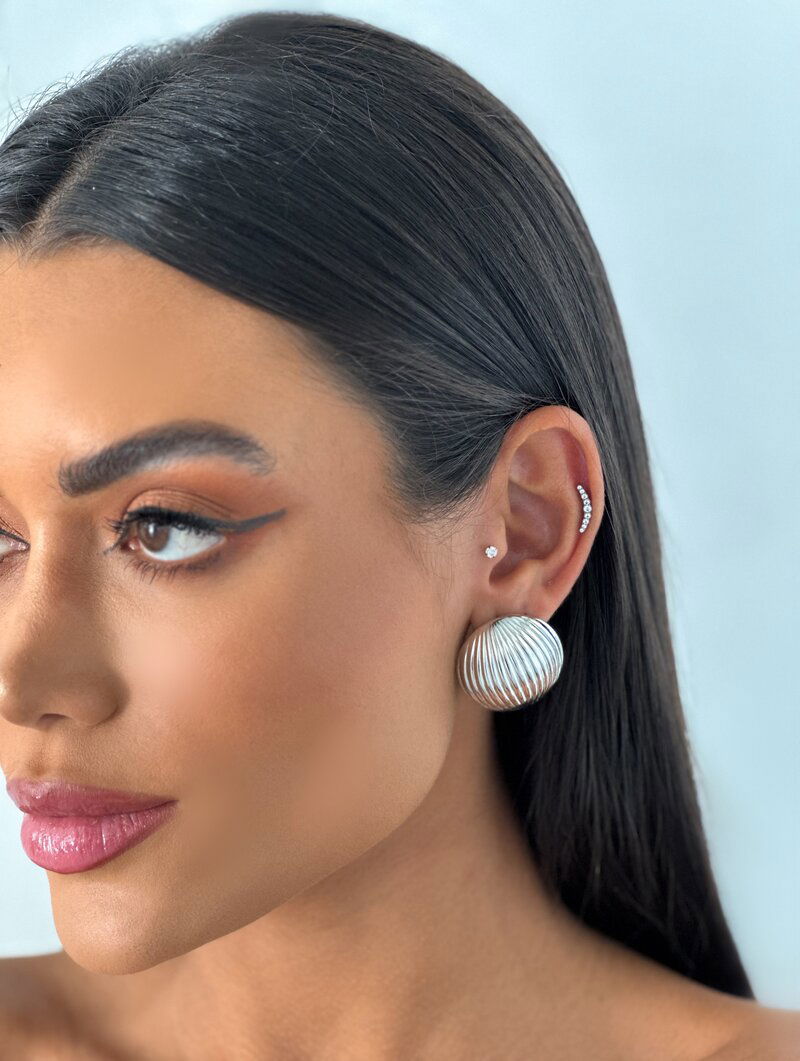 Brinco Folheado a Ouro 18k e Prata Maxi Botton Listrado