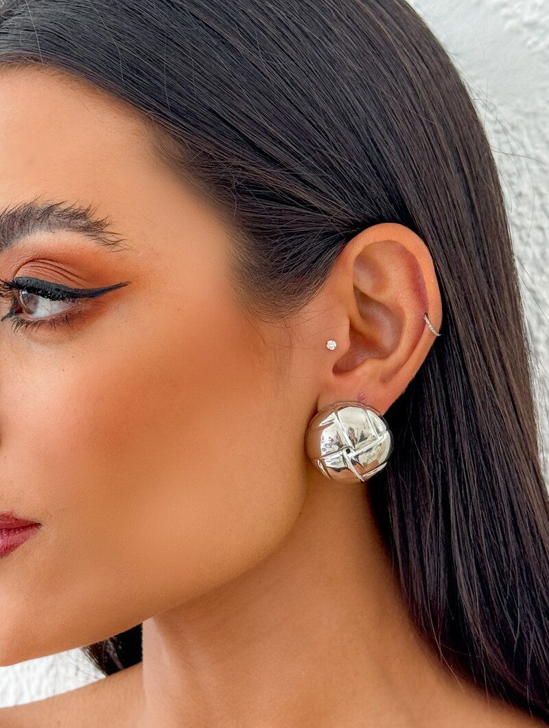 Brinco Folheado a Ouro 18k e Prata Maxi Botton Listrado