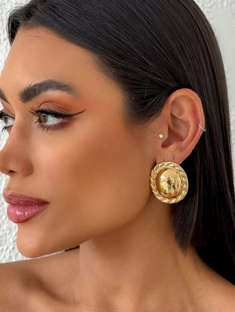Brinco Folheado a Ouro 18k e Prata Maxi Botton Oval com Borda Trançada