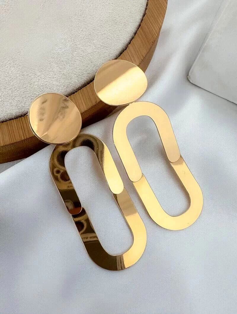 Brinco Folheado a Ouro 18k e Prata Maxi Elo Liso com Ponteira Botton