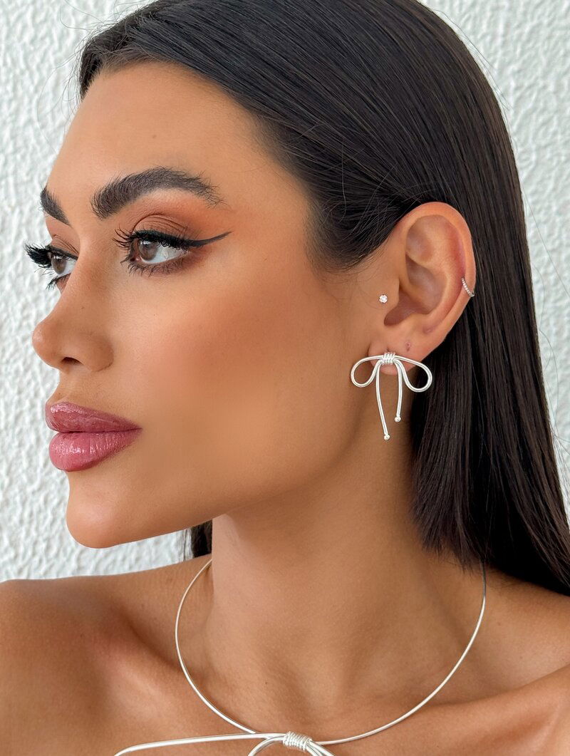 Brinco Folheado a Ouro 18k e Prata Maxi Laço