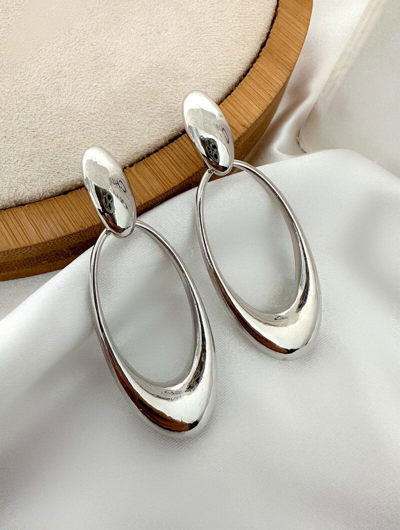 Brinco Folheado a Ouro 18k e Prata Maxi Oval com Botton Liso