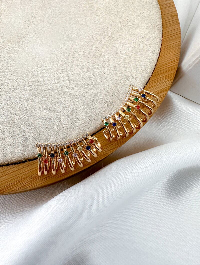 Brinco Folheado a Ouro 18k e Prata Nove Fios com Micro Zircônias