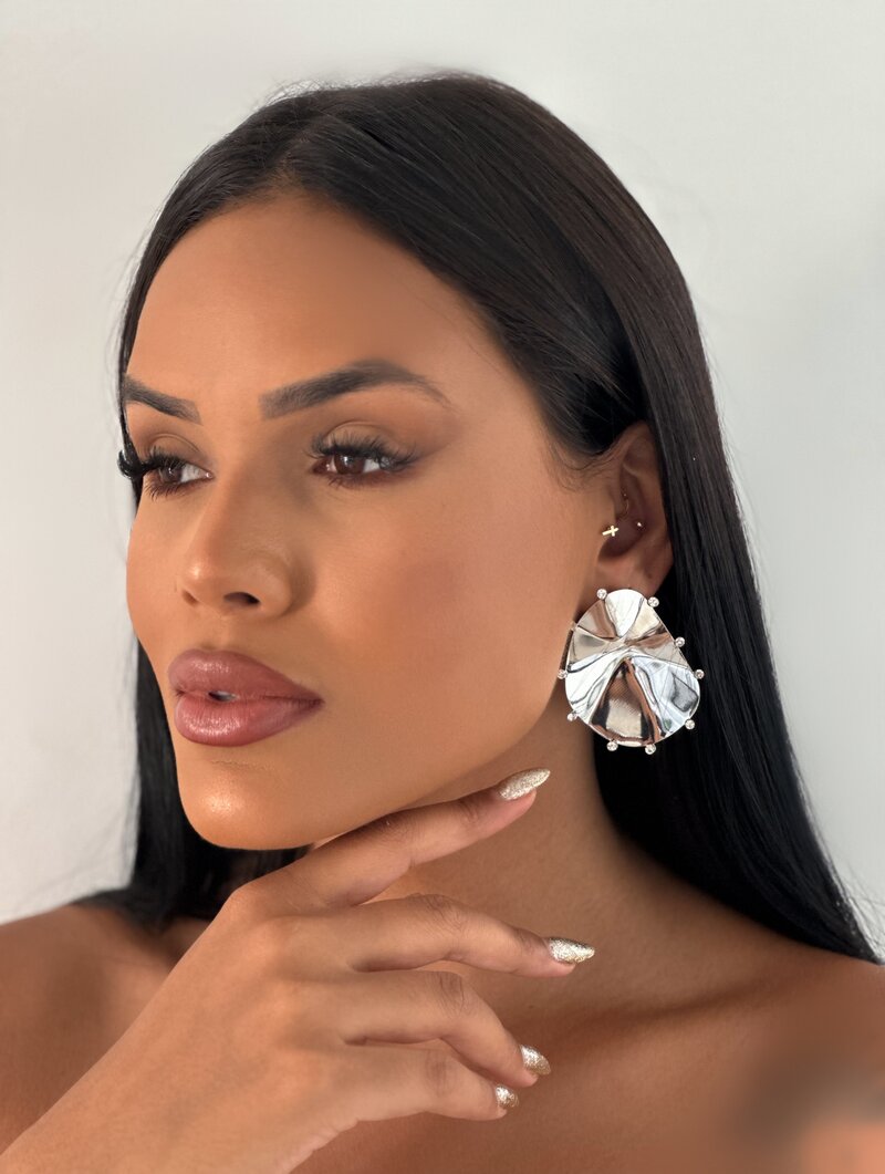 Brinco Folheado a Ouro 18k e Prata Orgânico com Pontos De Luz