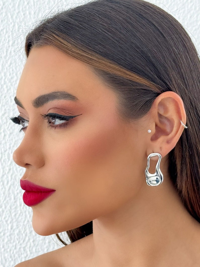 Brinco Folheado a Ouro 18k e Prata Orgânico Liso