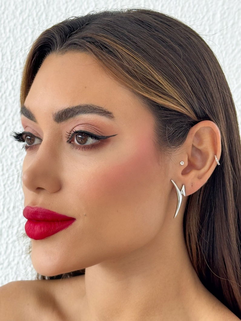 Brinco Folheado a Ouro 18K e Prata Orgânico Liso