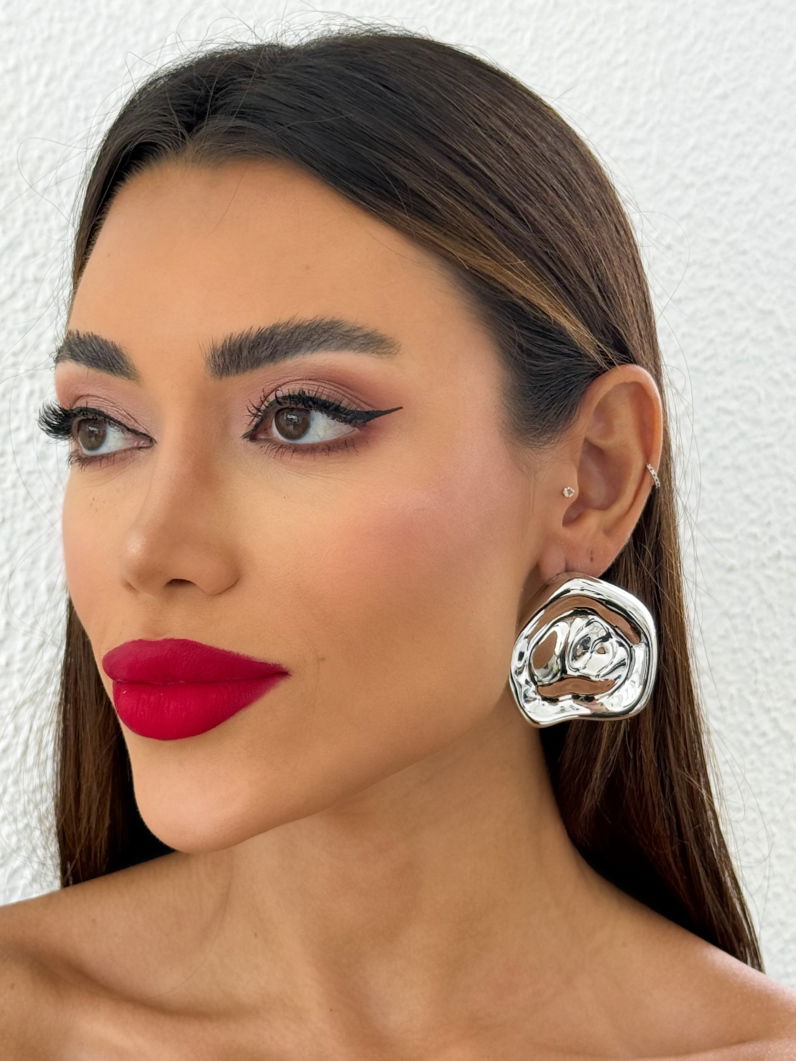 Brinco Folheado a Ouro 18k e Prata Orgânico Martelado