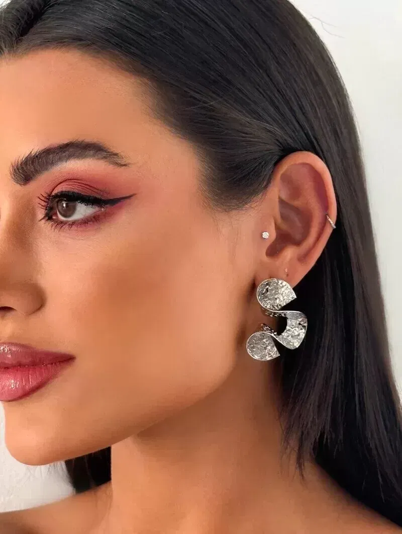 Brinco Folheado a Ouro 18k e Prata Orgânico Texturizado