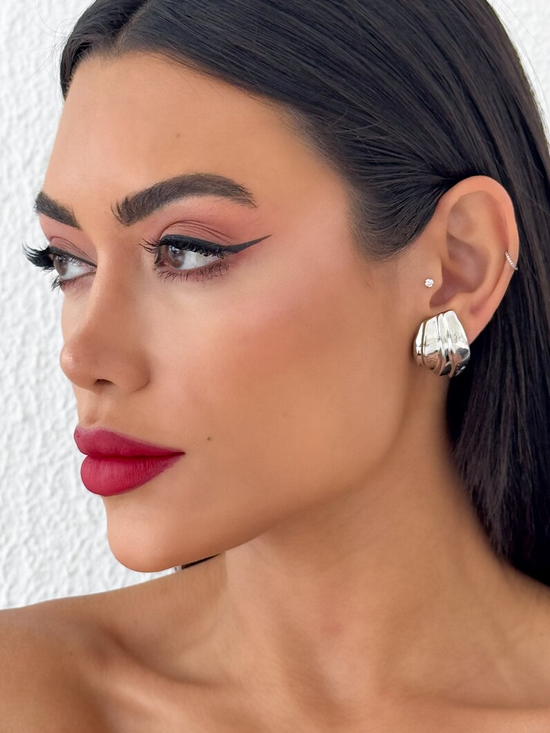 Brinco Folheado a Ouro 18k e Prata Orgânico Trabalhado