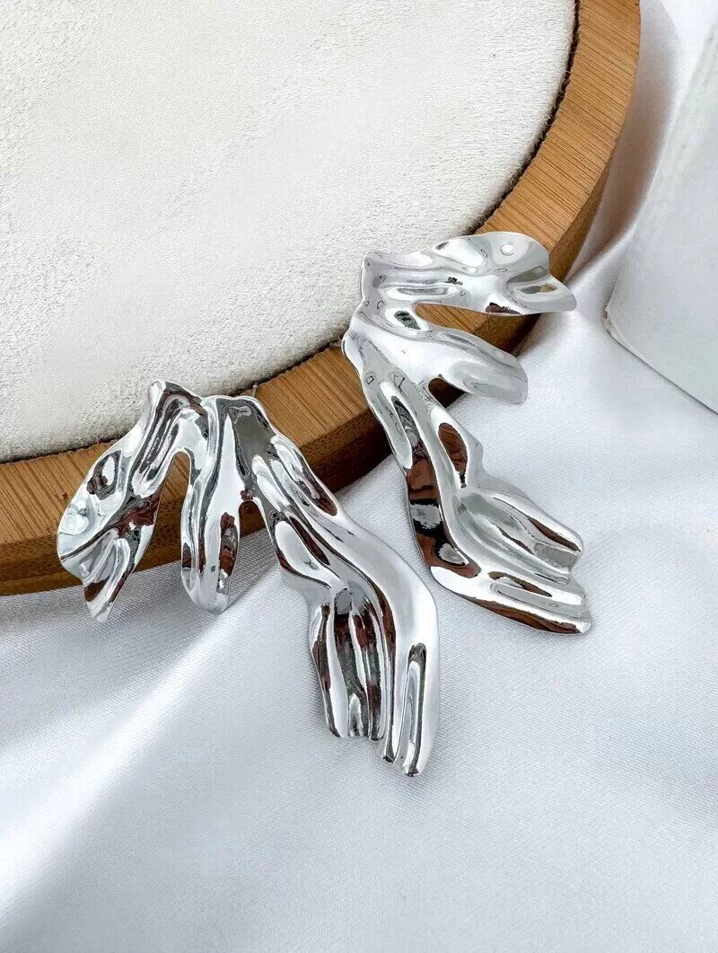 Brinco Folheado a Ouro 18k e Prata Orgânico Três Fios