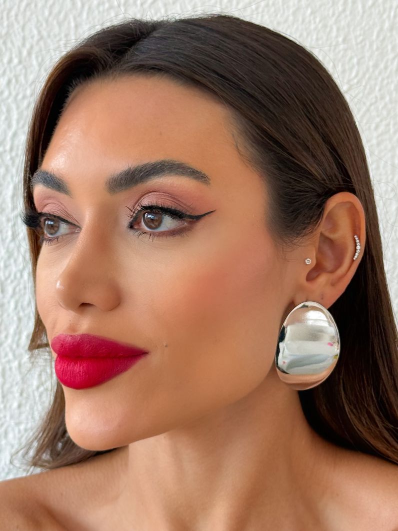 Brinco Folheado a Ouro 18k e Prata Oval Liso