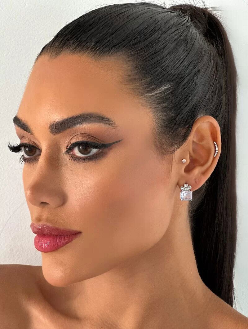 Brinco Folheado a Ouro 18k e Prata Pedra de Zircônia com Laço