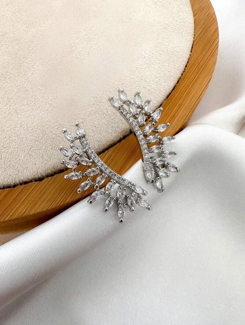 Brinco Folheado a Ouro 18k e Prata Pedraria