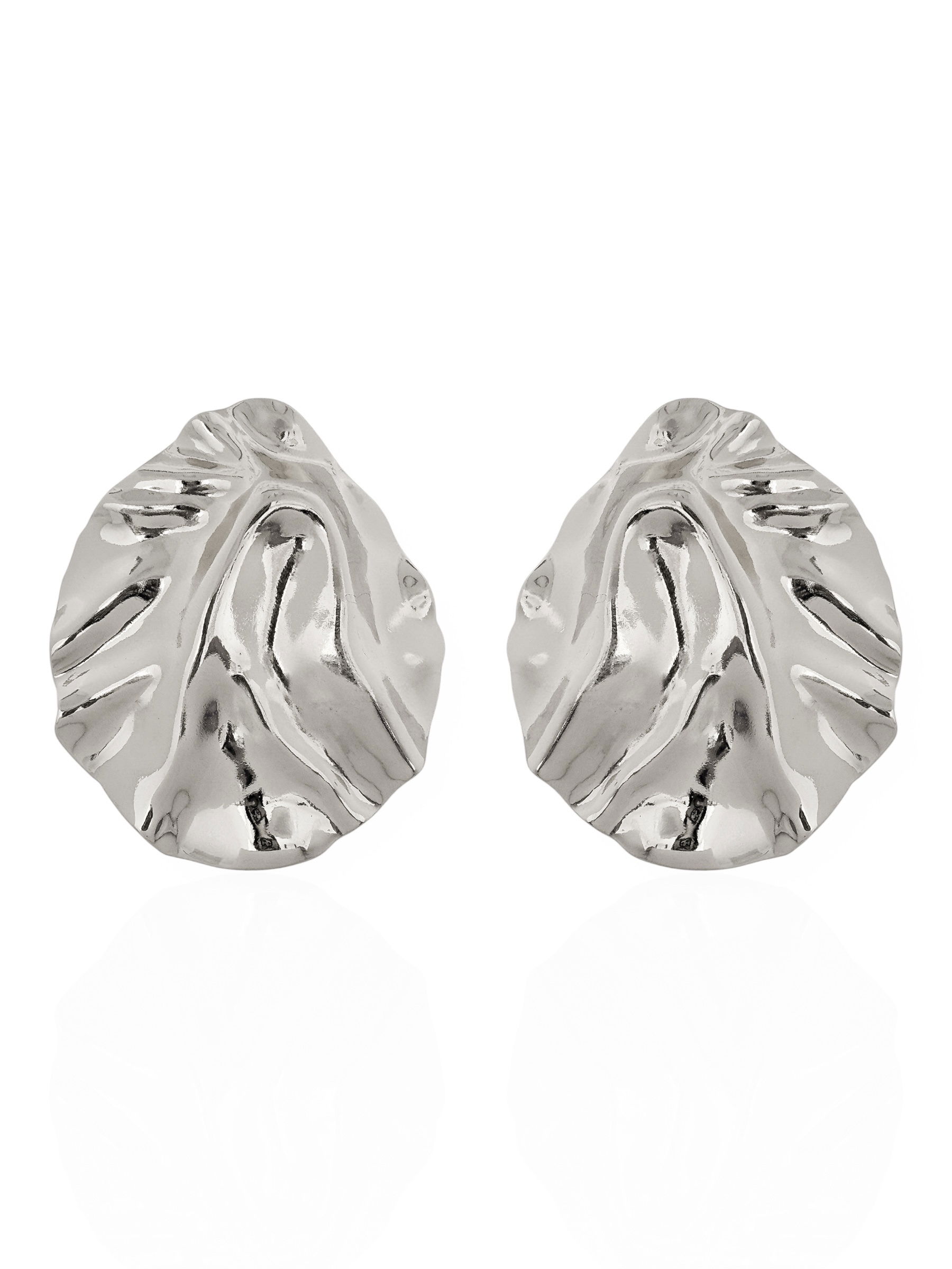 Brinco Folheado a Ouro 18k e Prata Placa Martelada Max