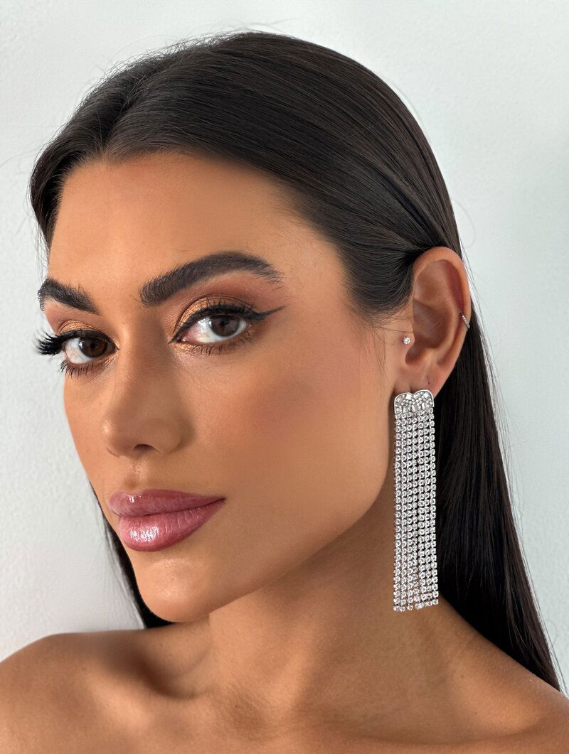 Brinco Folheado a Prata Ponteira Cravejada com Franja