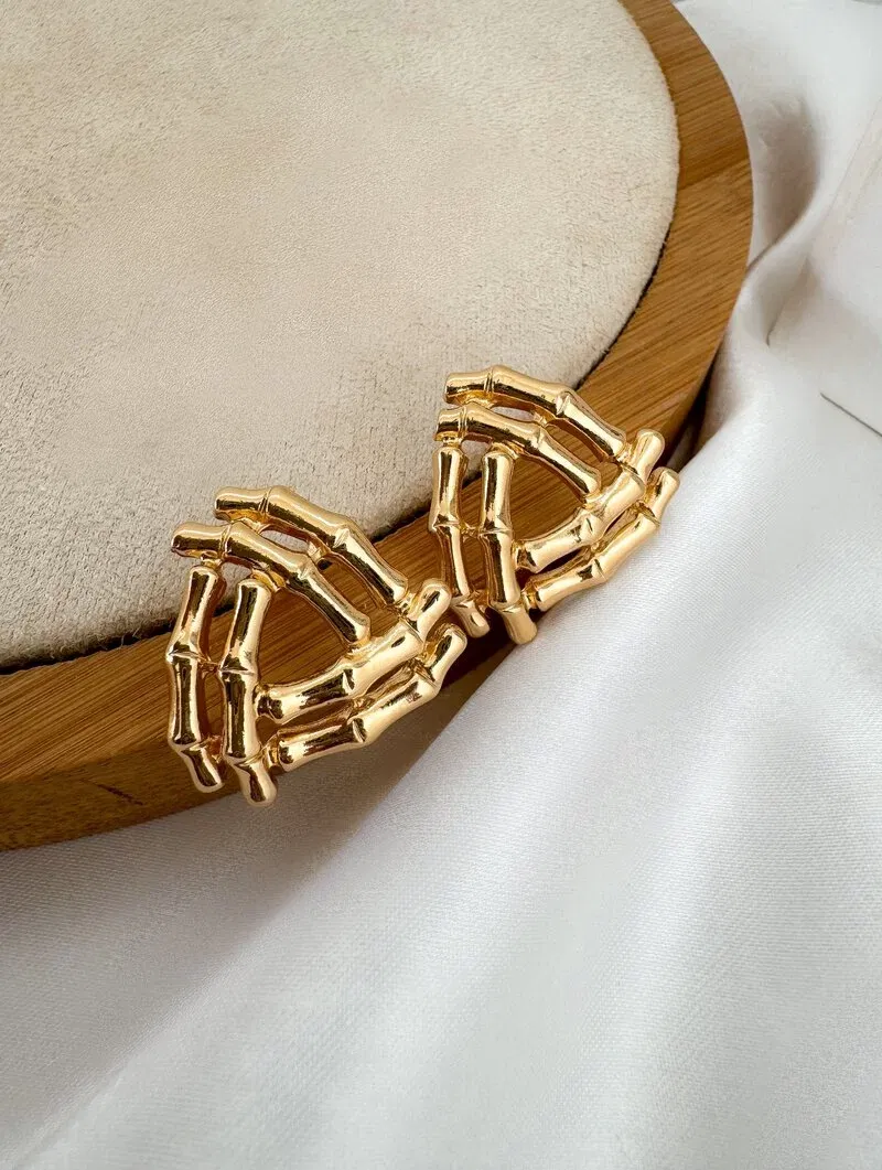 Brinco Folheado a Ouro 18k e Prata Triangulo Fios Design Bambu