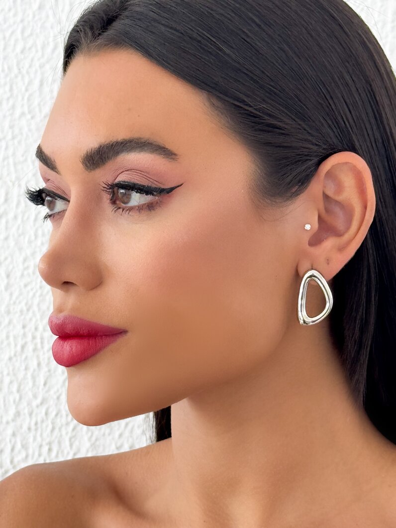 Brinco Folheado a Ouro 18k e Prata Vazado