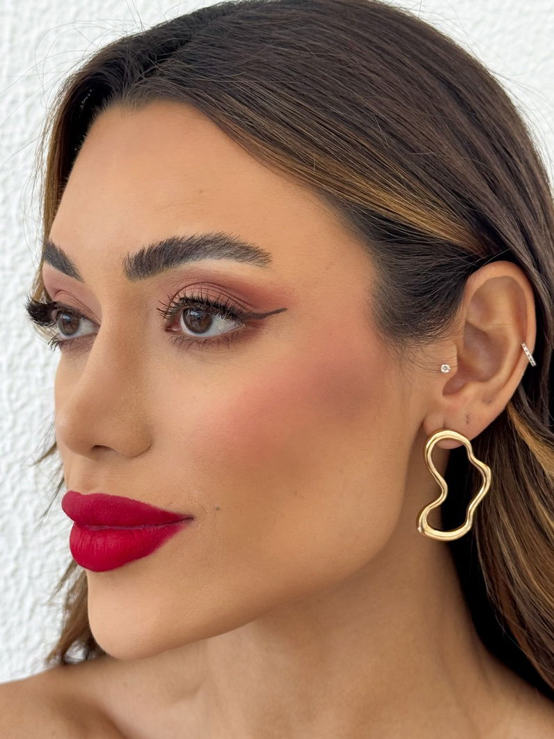 Brinco Folheado a Ouro 18k e Prata Vazado