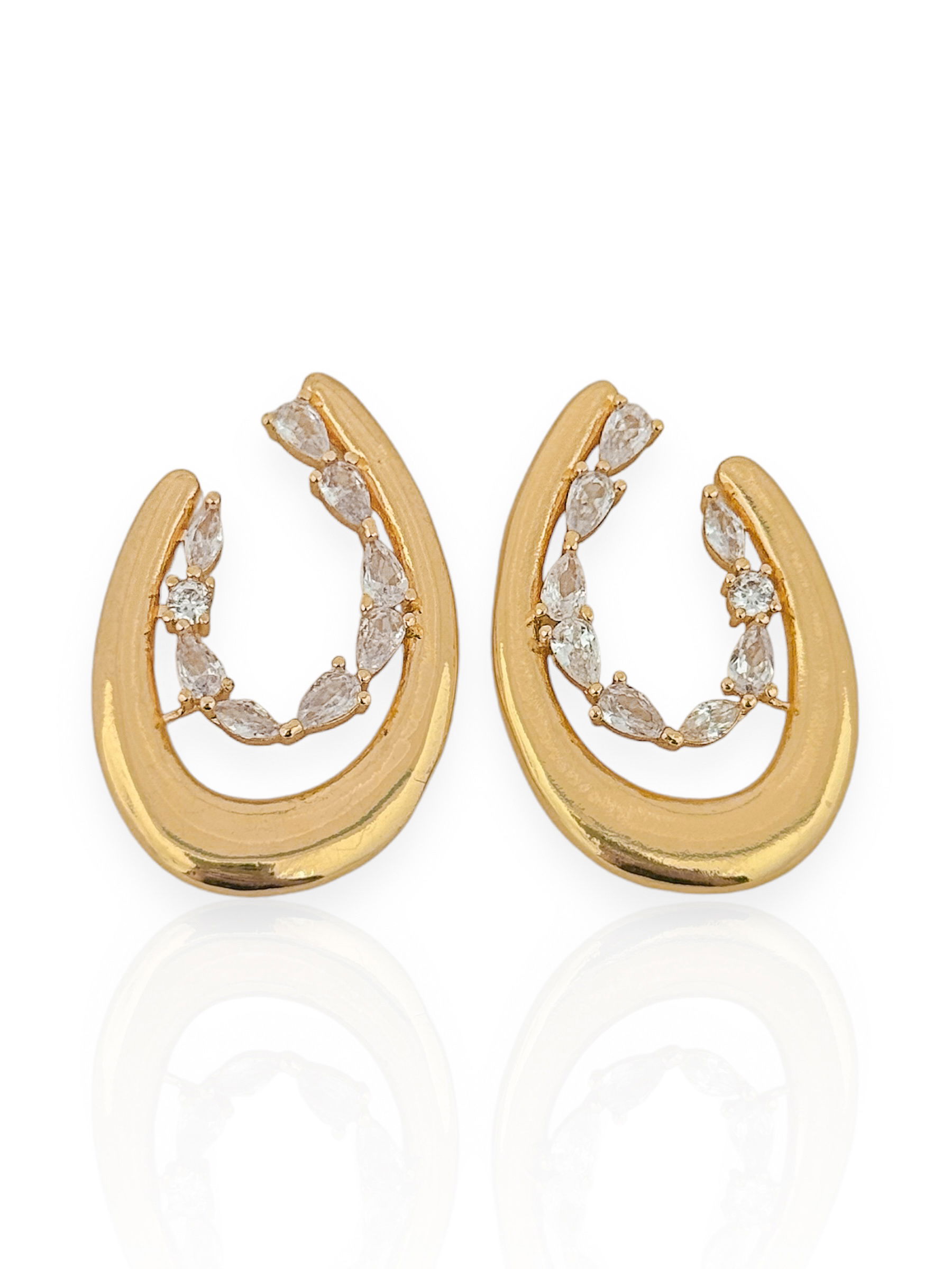 Brinco Folheado a Ouro 18k e Prata Vazado Com Zircônia