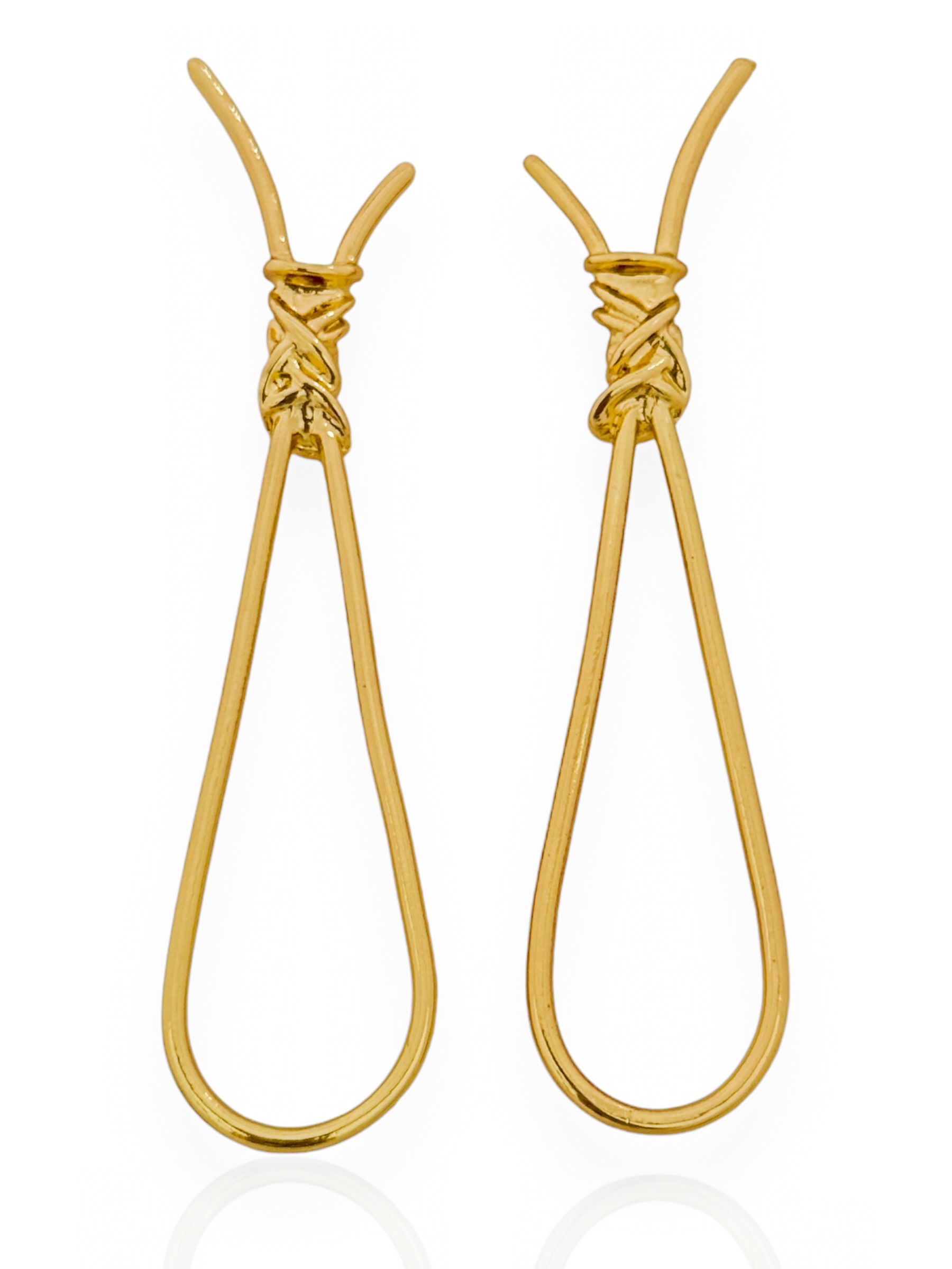 Brinco Folheado a Ouro 18k Fio Com Laço